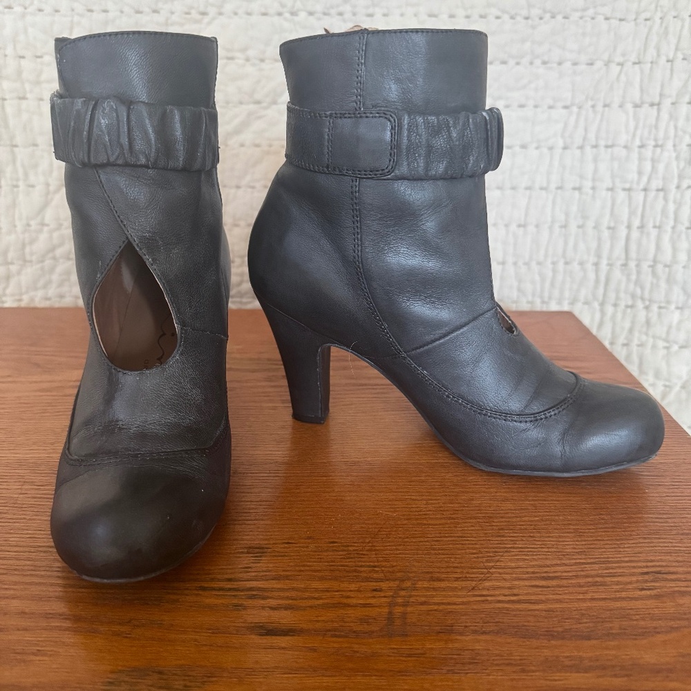 Nina Black Leather Wrap Ankle Keyhole Belted Boot